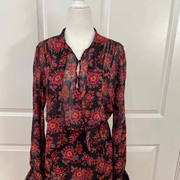 Koralina Silk Long Sleeve Dress from PAIGE - Picture 2 of 10